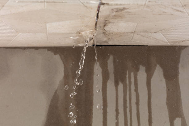 Professional Commercial Water Damage Restoration technician working in Reynoldsburg, OH